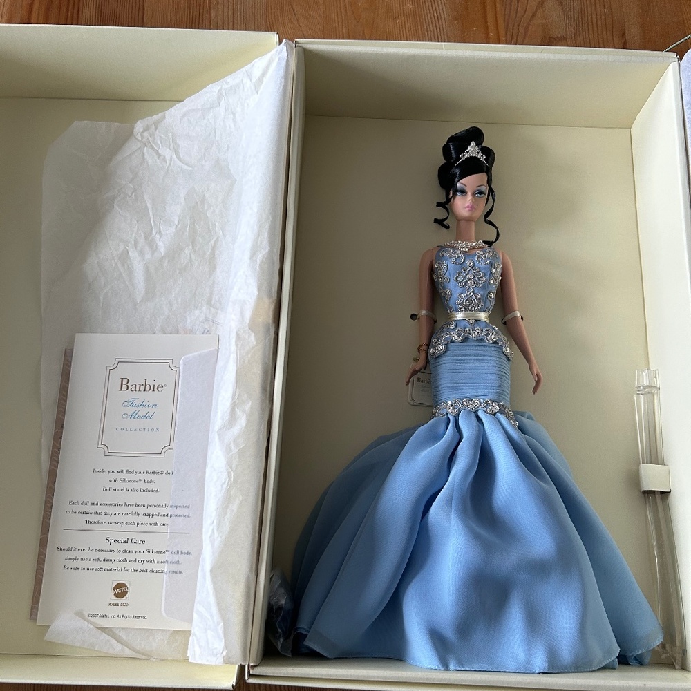 Silkstone Barbie The Soiree BFMC Gold Label